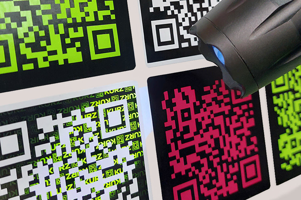 [Translate to Française:] QR codes with UV security features, applied using thermal transfer process